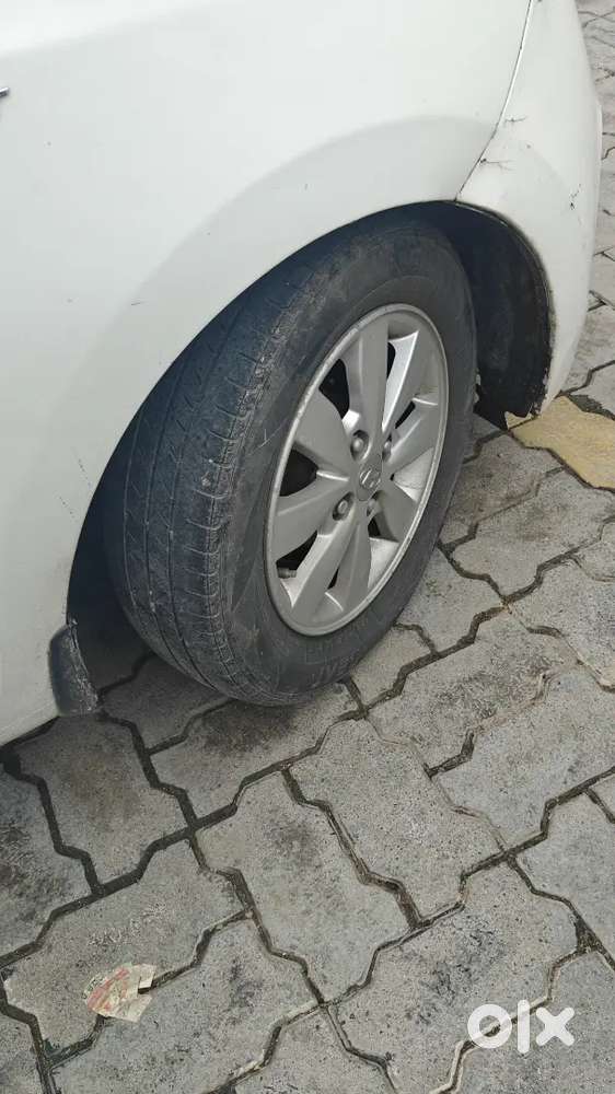 Hyundai Xcent Sx Option 2016
