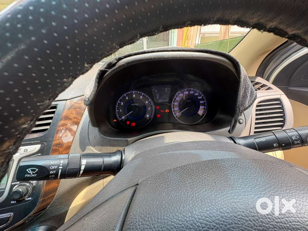 Hyundai Verna 14 Petrol Well Maintained