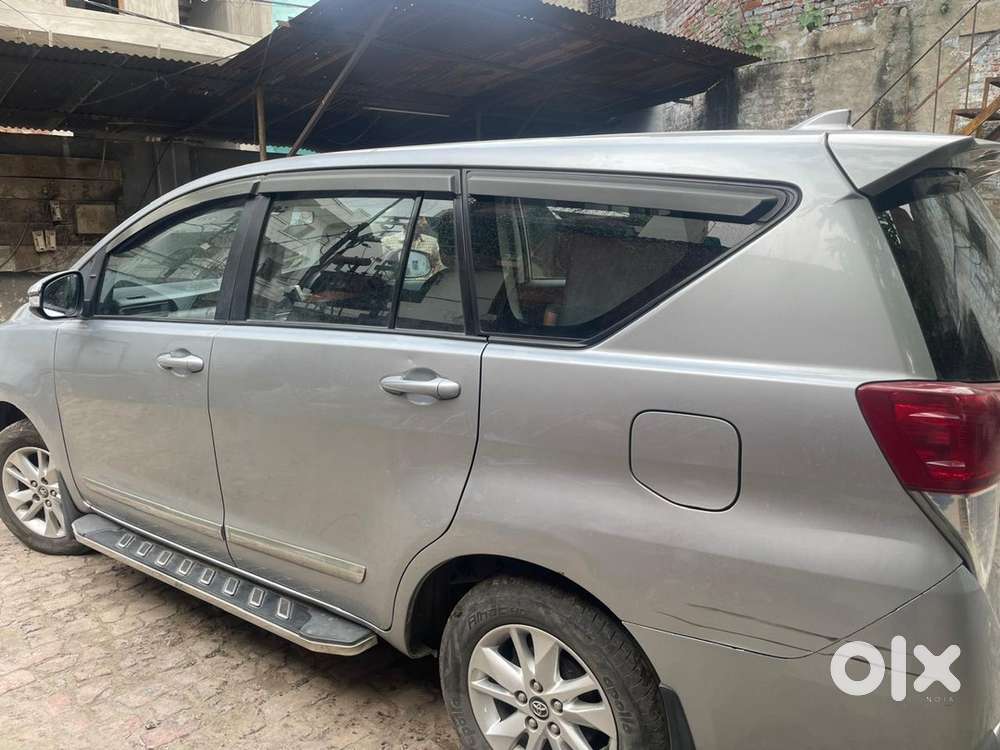 Toyota Innova Crysta 2017
