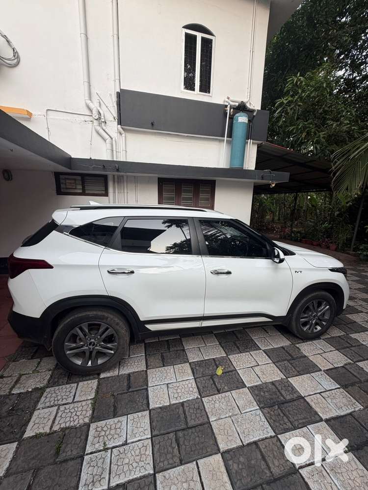 Kia Seltos,htx Ivt,petrol(2020)