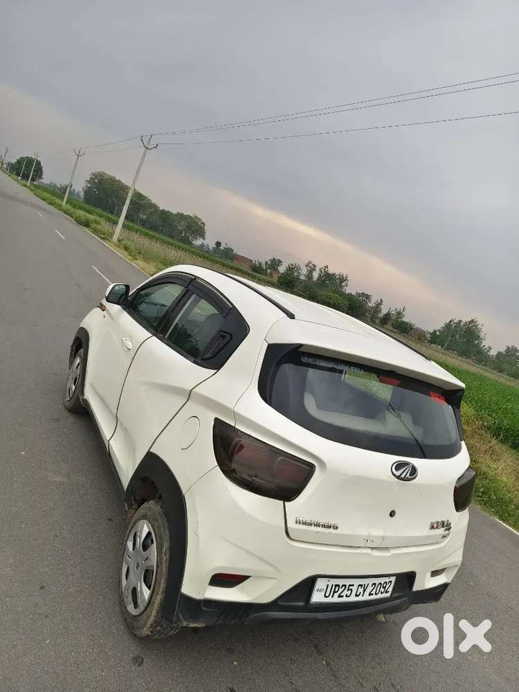 Mahindra Kuv Disel Fst Owner 2020 Modal All Papers New Condition.