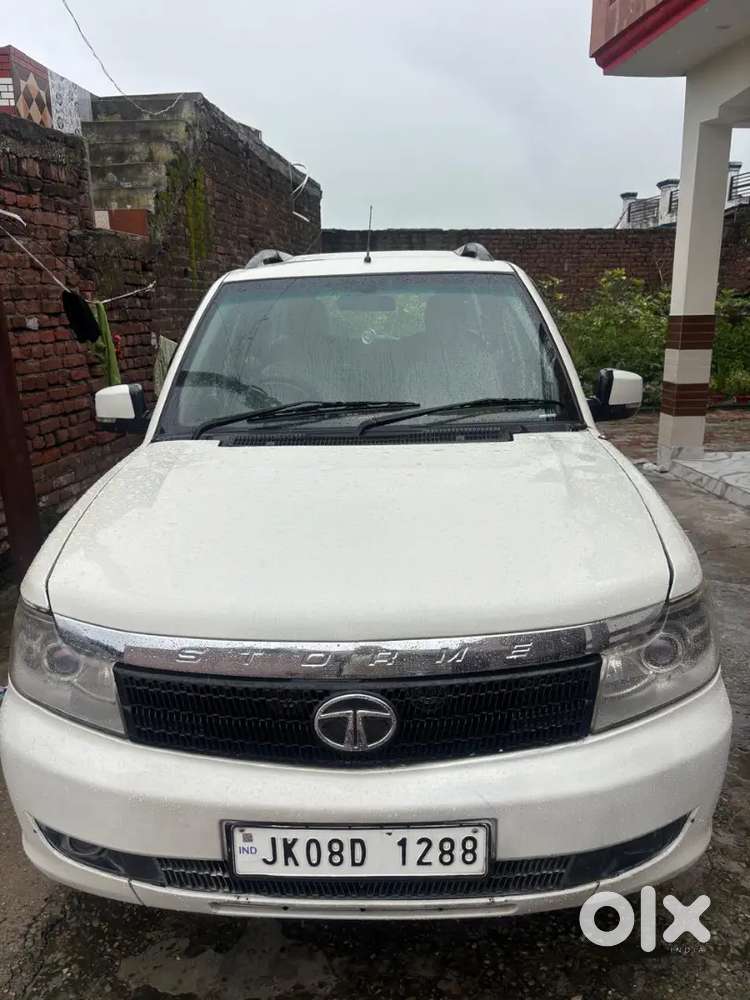 Tata Safari Storme 2014 Diesel Car