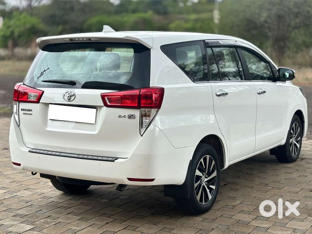 Toyota Innova Crysta 2.4 Z 7 Str, 2025, Diesel