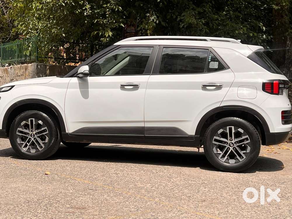 Hyundai Venue 1.0 Sx (o) Turbo Dct, 2022, Petrol