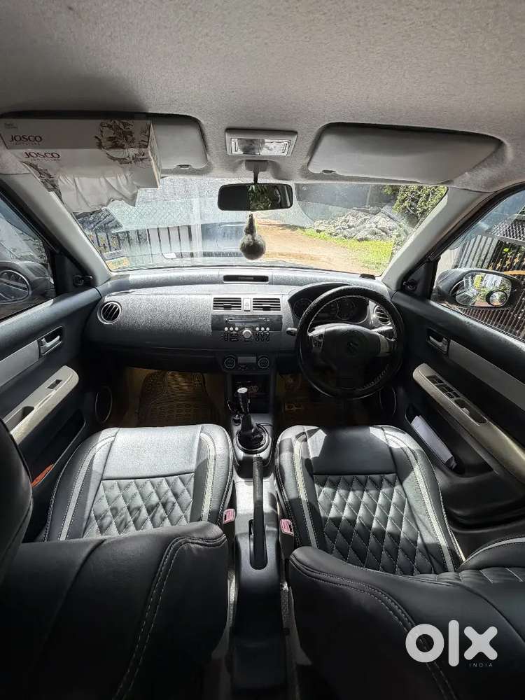 Maruti Suzuki Dzire 2011 Petrol