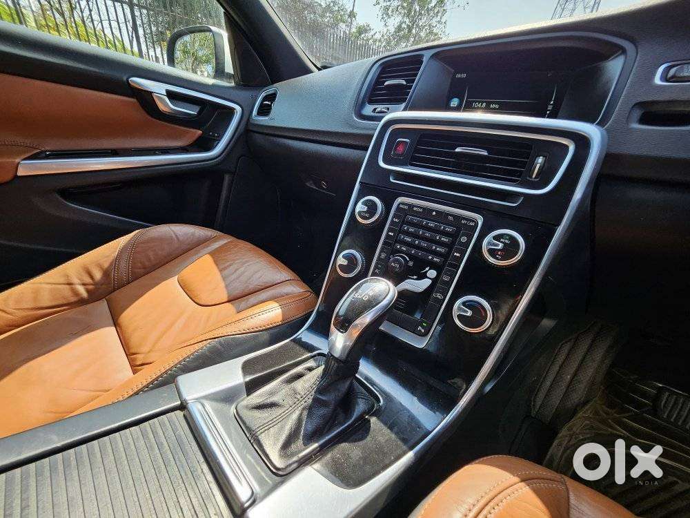 Volvo S60 2013-2015 D5 Summum, 2015, Diesel