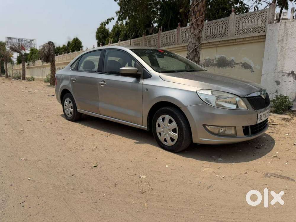 Skoda Rapid 1.5 Tdi Manual Active  Ambition Style, 2011, Petrol