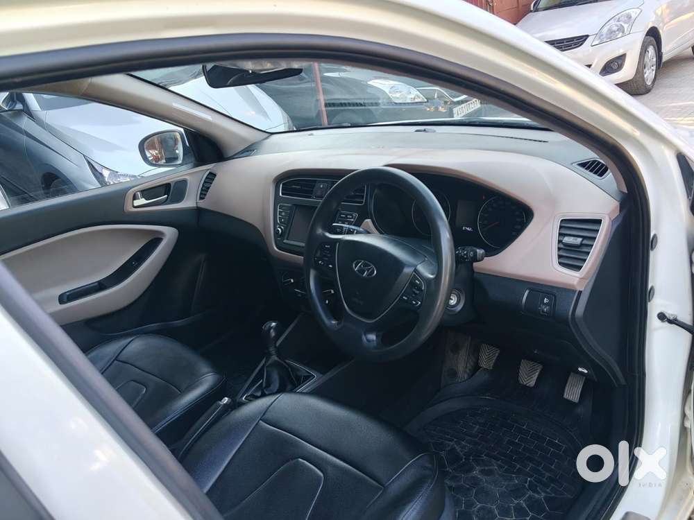 Hyundai Elite I20 Sportz (o) 1.2, 2020, Petrol