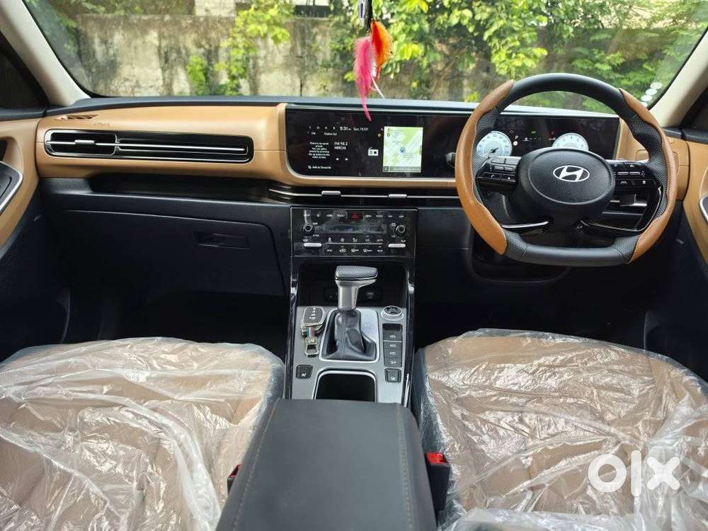 Hyundai Alcazar Signature 1.5 Petrol Dct 7str, 2025, Petrol