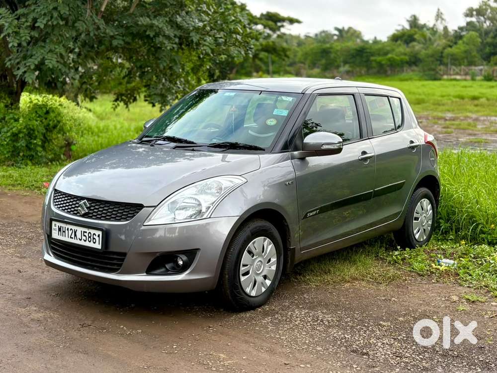 Maruti Suzuki Swift Vxi With Abs, 2013, Petrol