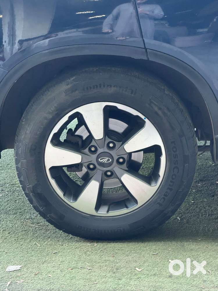 Mahindra Alturas G4 4wd At, 2019, Diesel