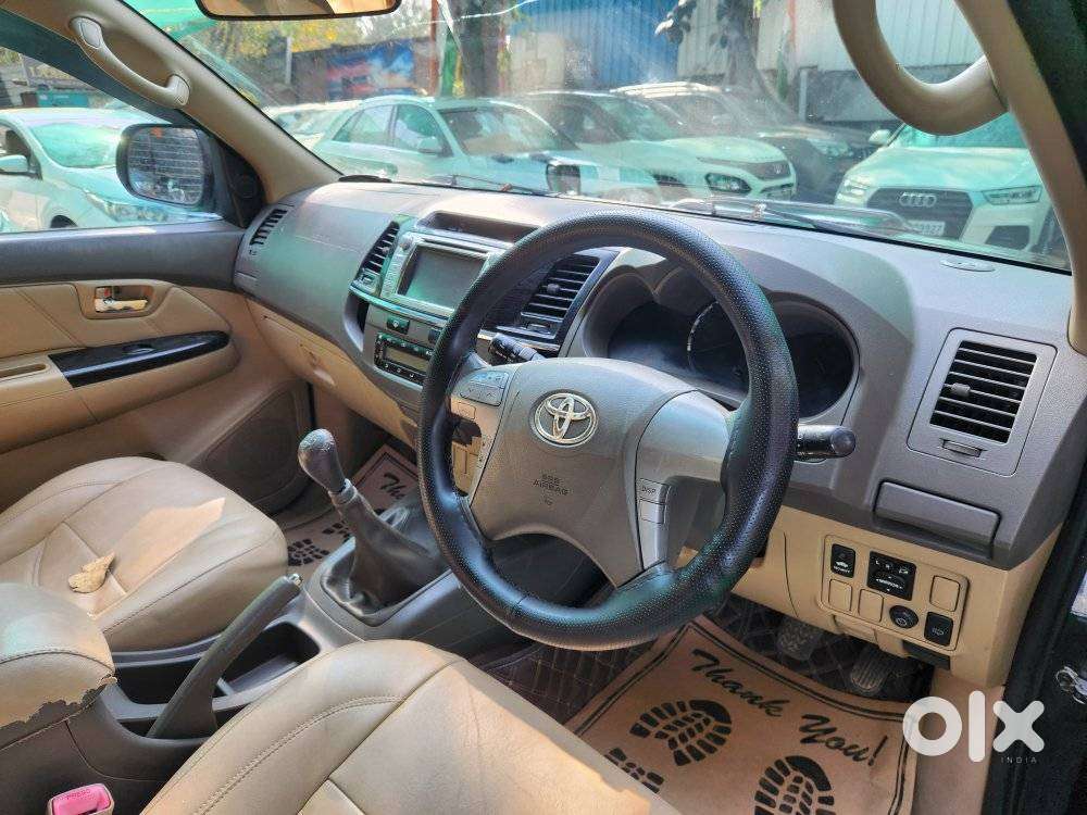 Toyota Fortuner 2011-2016 4x2 Manual, 2013, Diesel