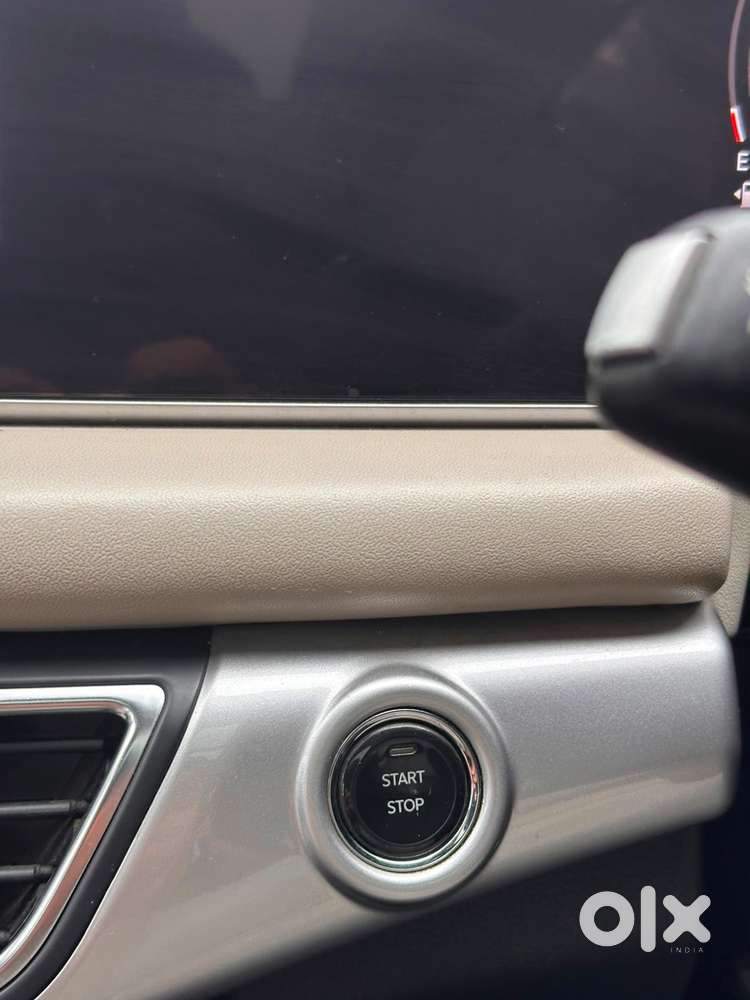 Mahindra Xuv700 2.2 Ax 7 Diesel At Str Awd, 2023, Diesel