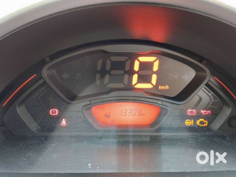 Maruti Suzuki S-presso Vxi Plus, 2022, Petrol