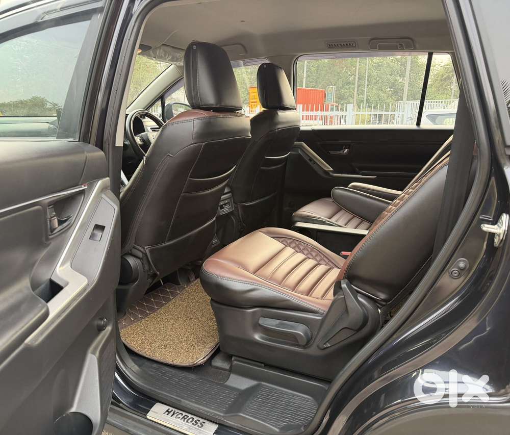 Toyota Innova Hycross 2.0 Gx 7 Str, 2025, Petrol