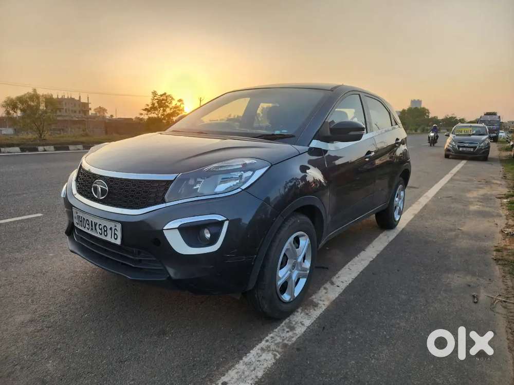 Tata Nexon 2018 Petrol 70000 Km Driven