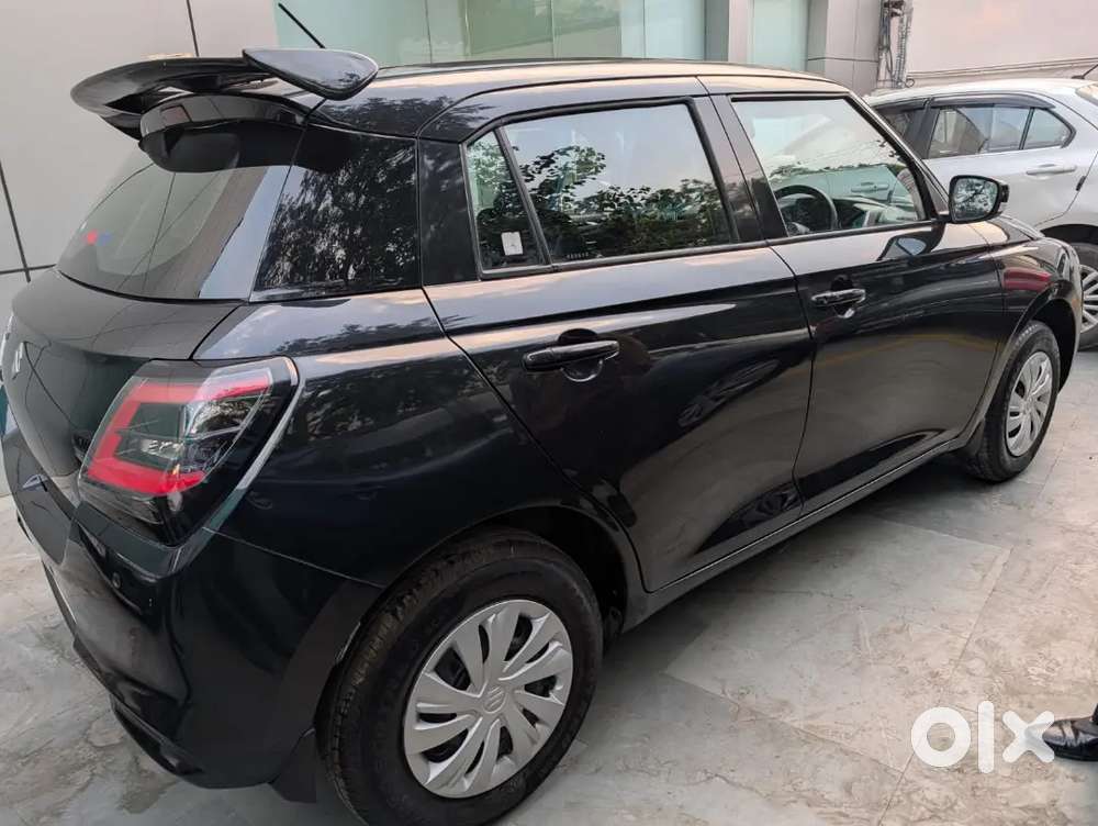Maruti Swift 1.2 Vxi 2025