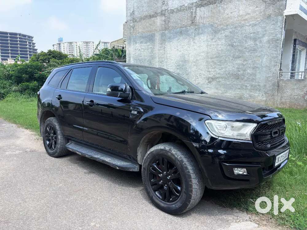 Ford Endeavour Titanium 4x4 2016