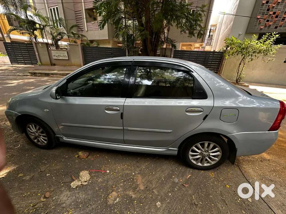 Toyota Etios 2011 Petrol 103000 Km Driven