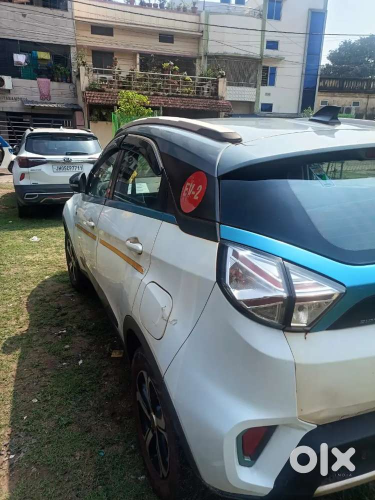 Tata/ Nexon