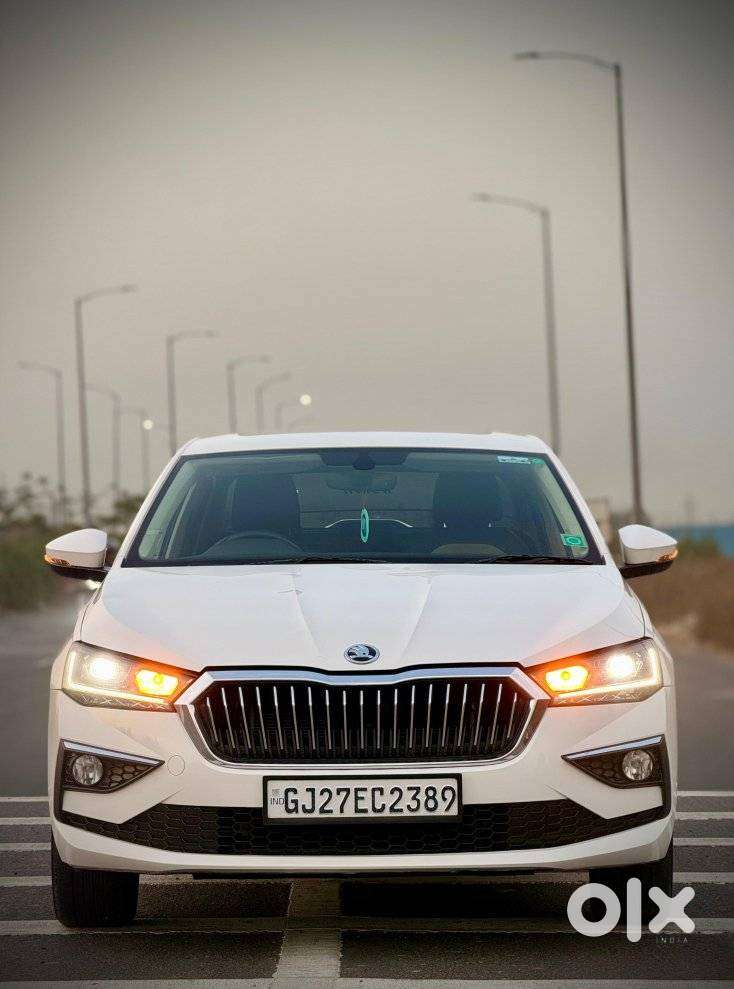 Skoda Slavia 1.0 Tsi Style, 2023, Petrol