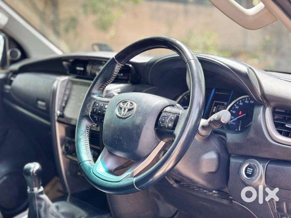 Toyota Fortuner 4x2 Mt 2.8 Diesel, 2022, Diesel