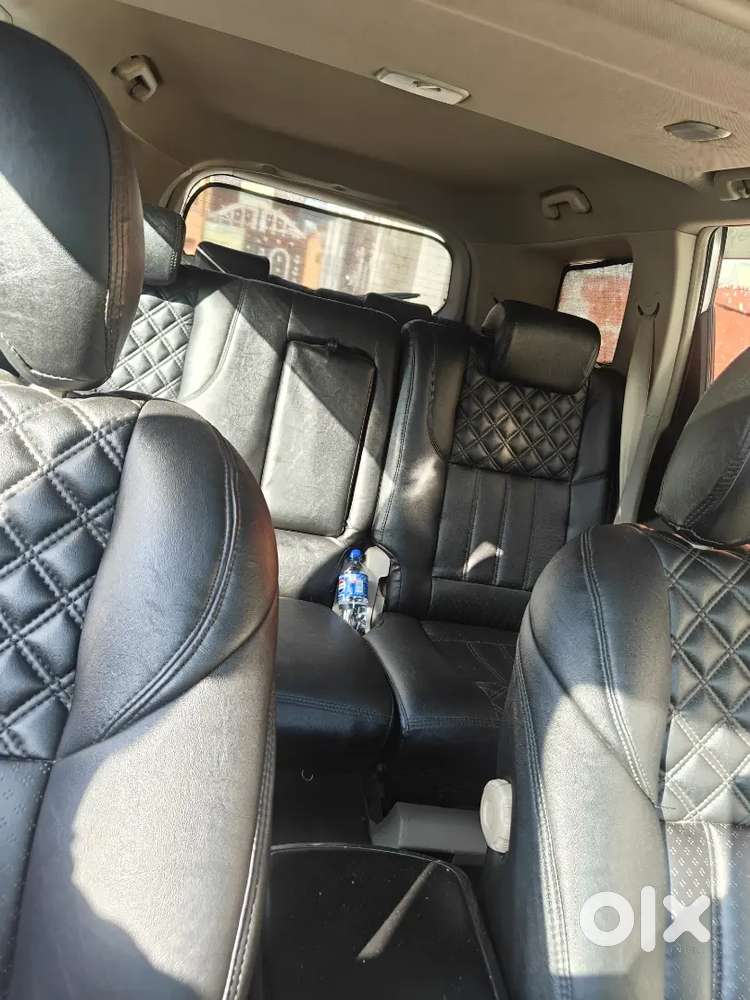 Mahindra Xuv500 2015 December, Diesel, 82000 Km Driven
