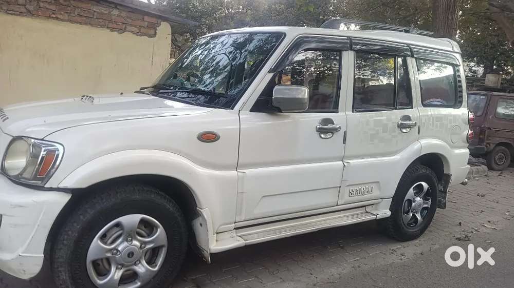 Mahindra Scorpio Getaway 2013 Diesel Well Maintained