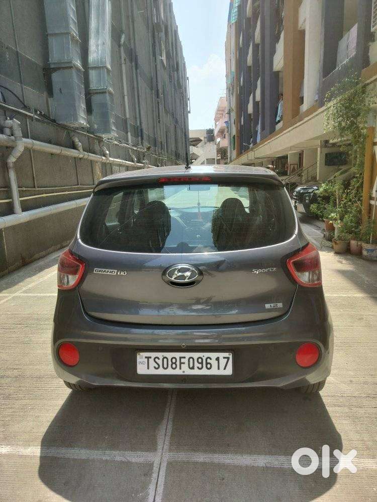 Hyundai Grand I10 Sportz, 2016, Petrol