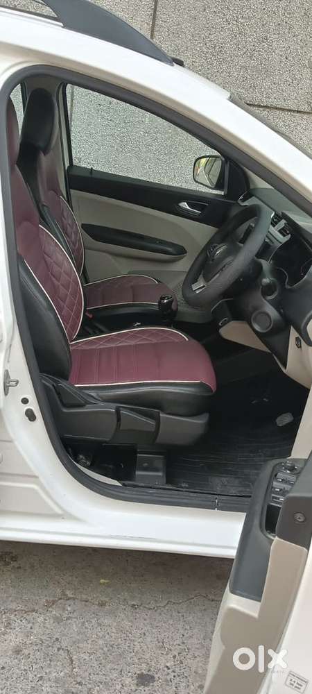 Renault Triber Petrol 2024