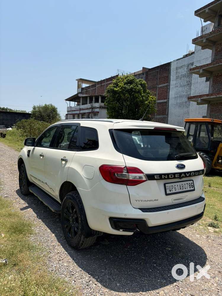 Ford Endeavour 3.2 Titanium At 4x4, 2016, Diesel