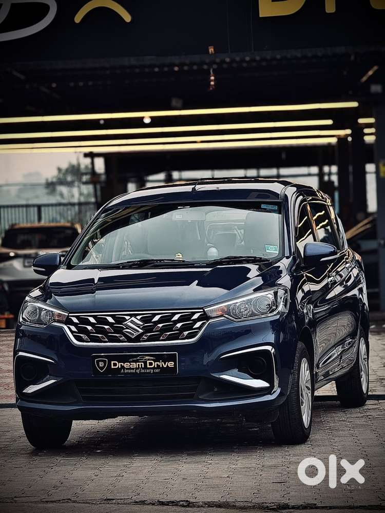 Maruti Suzuki Ertiga Vxi Shvs, 2022, Petrol