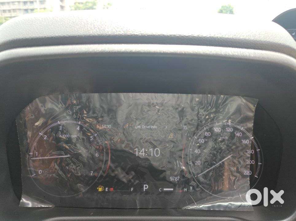 Mahindra Scorpio-n 2.0 Z8 Petrol At 7 Str, 2025, Petrol