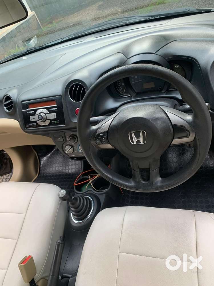 Honda Amaze 2016 Petrol Well Maintained