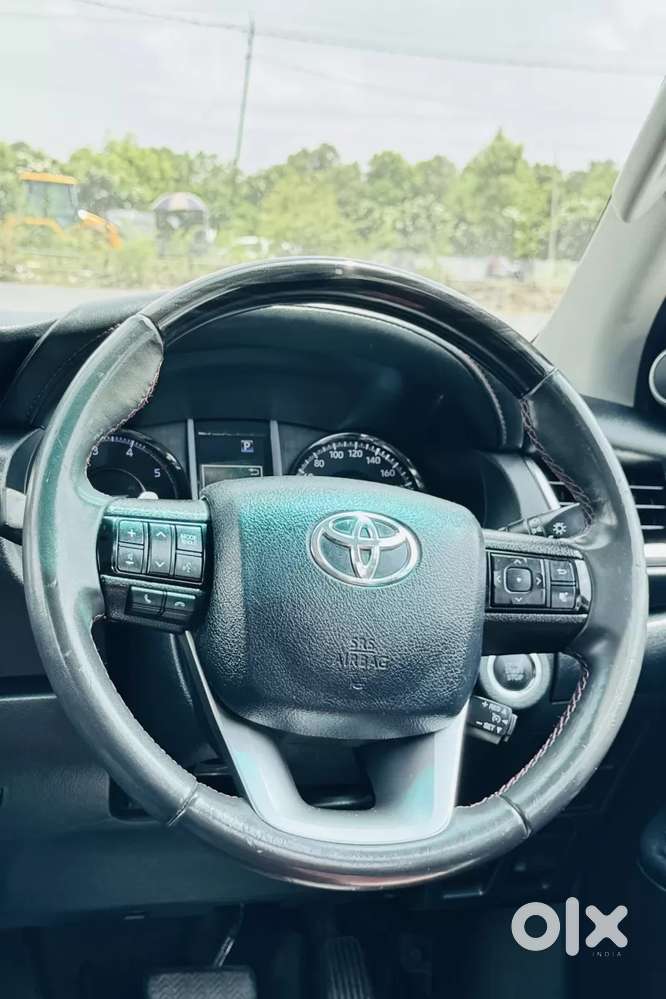Toyota Fortuner Legender, 2023, Diesel