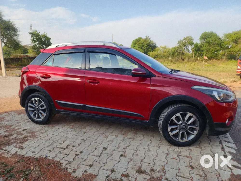 Hyundai I20 Active Top Model 2015 Petrol Well Maintained