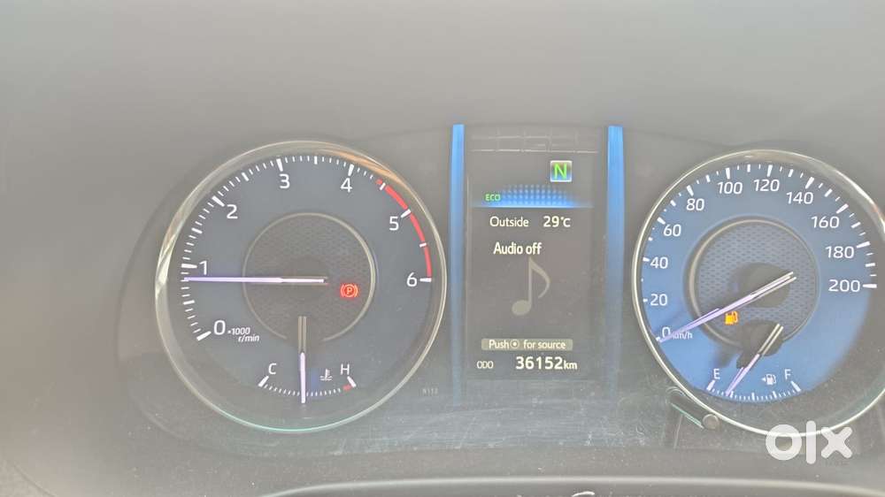 Toyota Fortuner 3.0 4x2 Automatic, 2022, Diesel