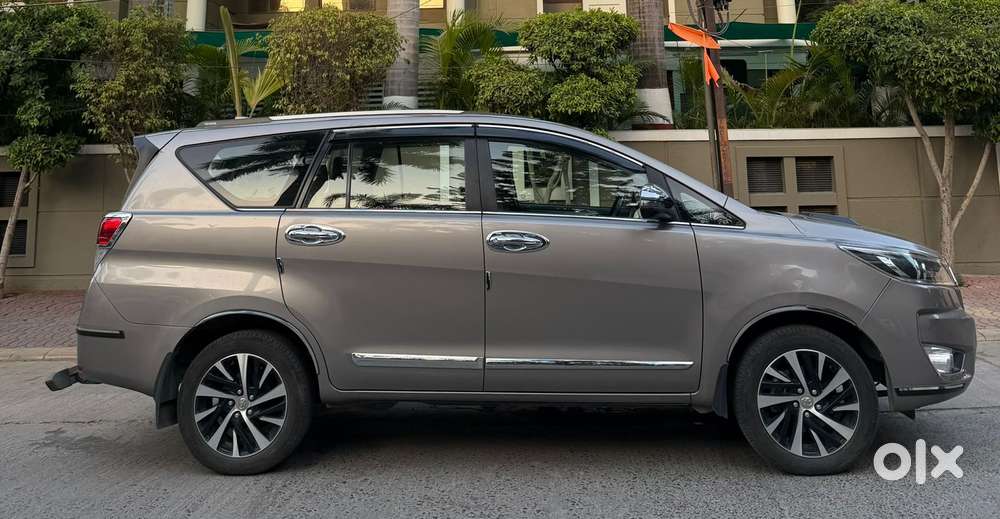Toyota Innova Crysta 2.4 Z 7 Str, 2024, Diesel