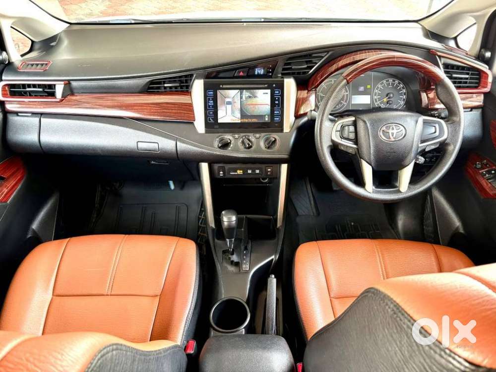 Toyota Innova Crysta 2.8 Gx At 8 Seater, 2020, Diesel