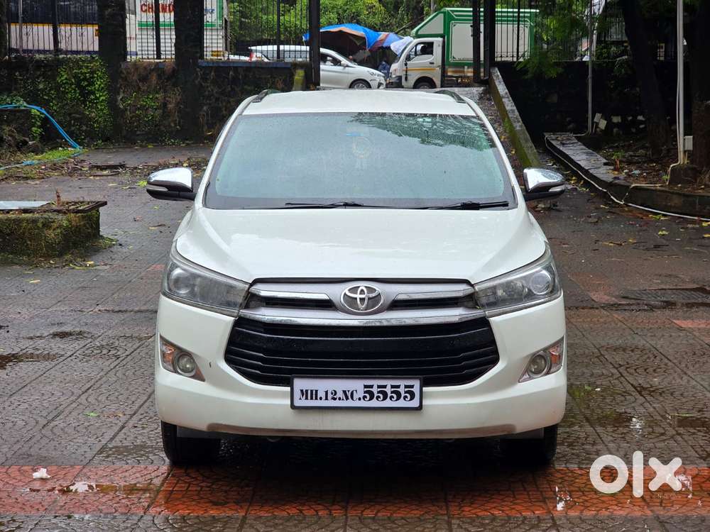 Toyota Innova Crysta 2.8z Automatic, 2016, Diesel