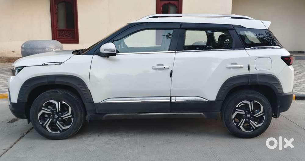 Maruti Suzuki Brezza 1.5 Zxi Plus Smart Hybrid, 2023, Petrol