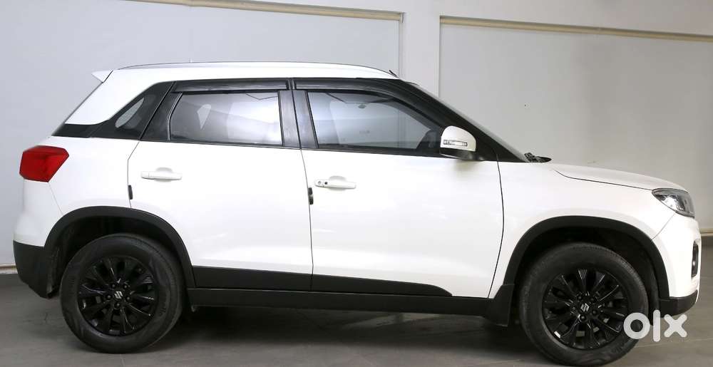 Maruti Suzuki Brezza 1.5 Zxi Smart Hybrid, 2020, Petrol