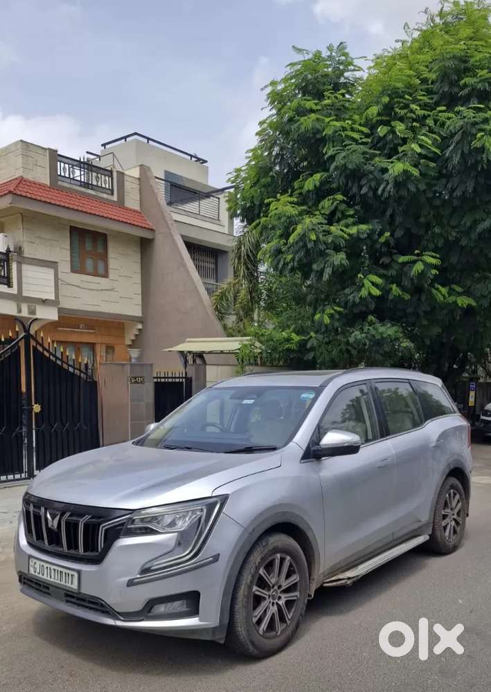 Mahindra Xuv700 2.0 Ax 7 Petrol At Str, 2022, Petrol