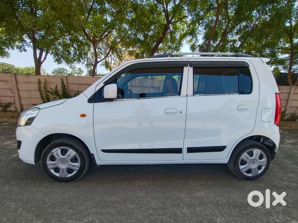 Maruti Suzuki Wagon R 1.0 Vxi Cng, 2017, Cng & Hybrids