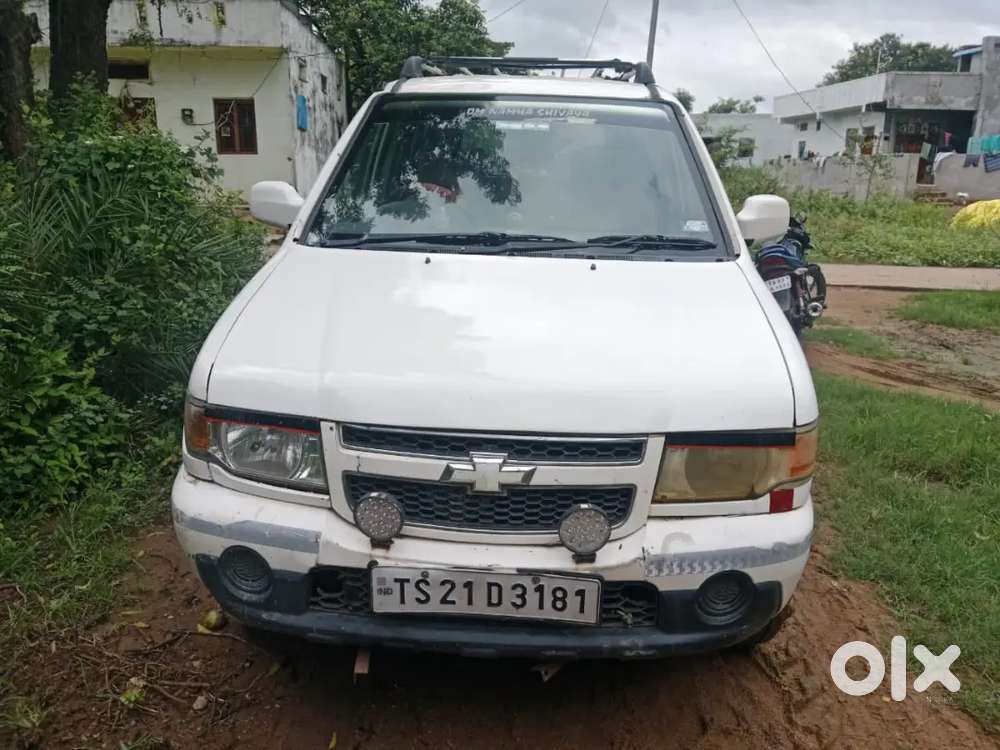 Chevrolet Tavera 2013 Diesel 270 Km Driven