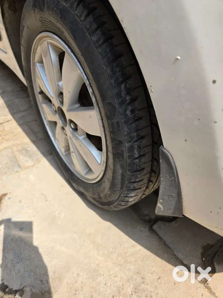 Hyundai Xcent 2017 Petrol Well Maintained