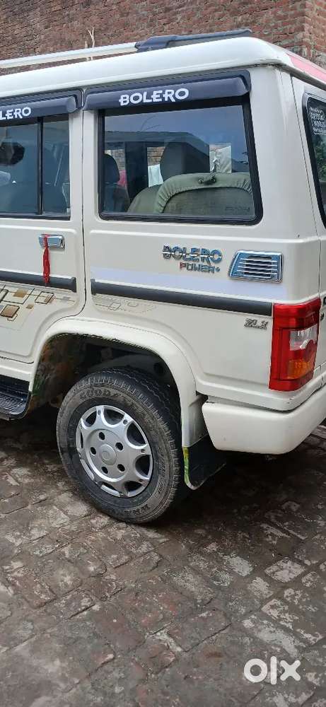 Badhiya Gadi Mahindra Bolero