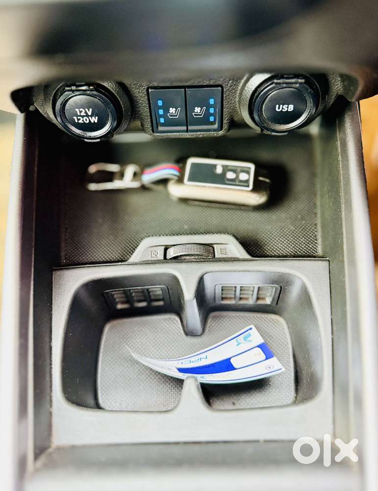 Maruti Suzuki Xl6 1.5 Alpha Plus Mt, 2023, Petrol