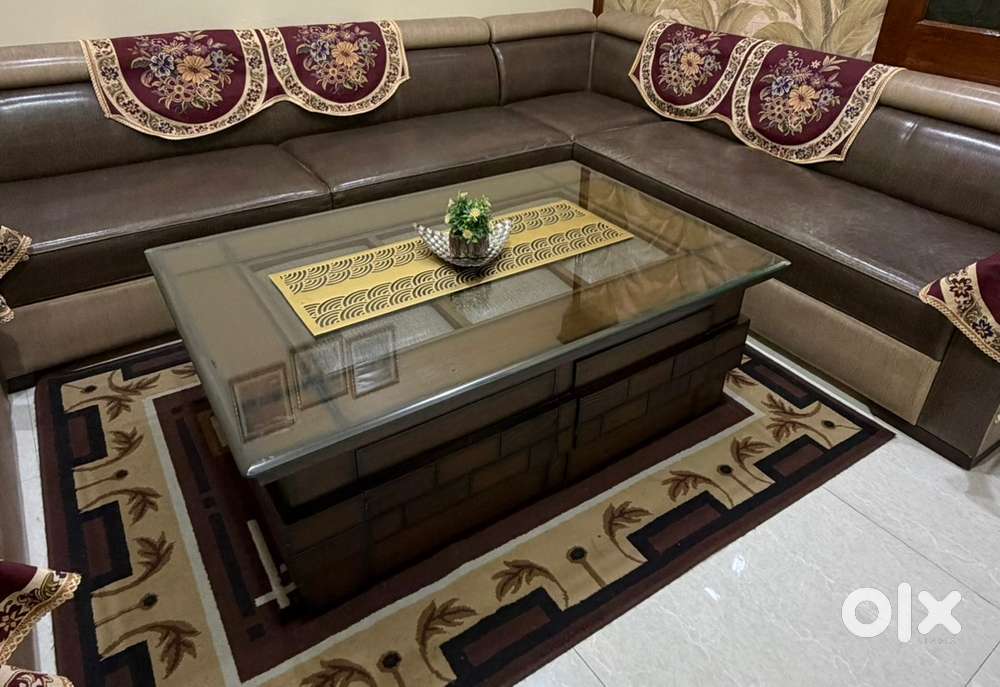 Wooden centre table with glass top