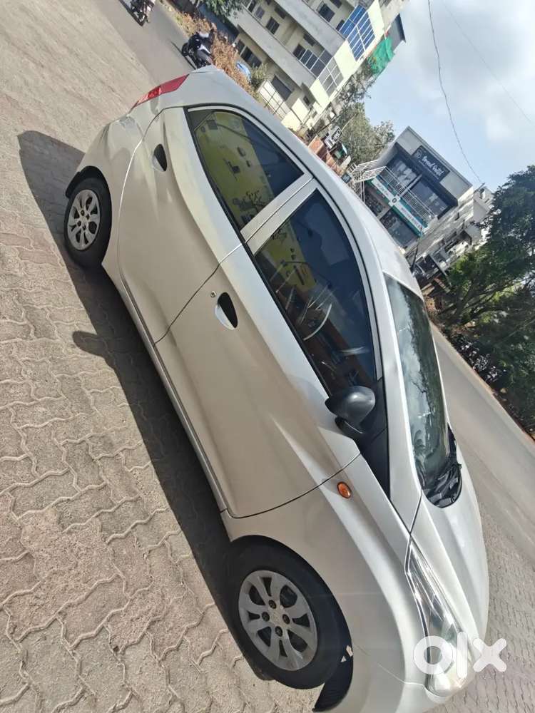 Hyundai Eon 2015 Petrol 750000 Km Driven
